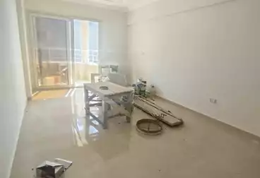 Apartments For sale - 3 rooms - floor 9