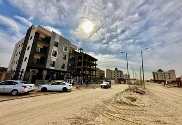 Apartments For sale - 3 rooms - floor 1
