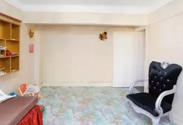 undefined undefined - 2 rooms - floor 8