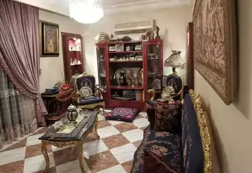 شقق مفروشة للبيع - 3 غرف - بالدور 5