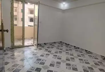Apartments For sale - 3 rooms - floor 4