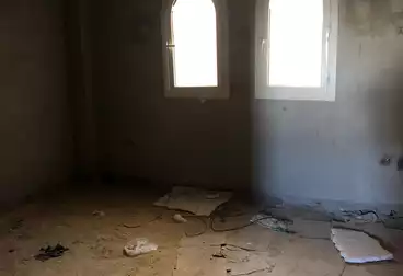 عقارات للبيع - 3 غرف - بالدور 2