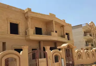 لوفت للبيع - 5 غرف - بالدور 1