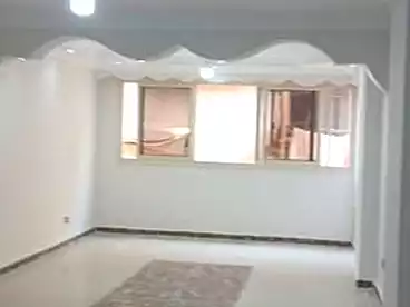 شقق للبيع - 3 غرف - بالدور 10