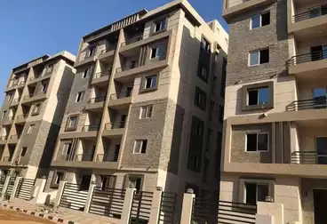 Apartment with Garden For sale - 2 rooms - floor 1