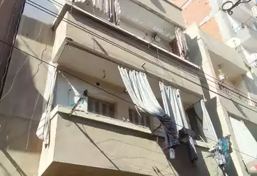 House / Home For sale - 6 rooms