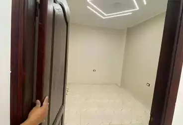 undefined undefined - 2 rooms - floor 8