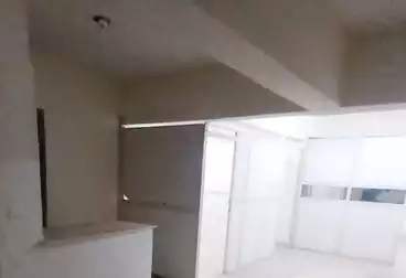 Administrative For rent - 3 rooms - floor 2