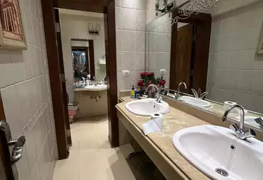 Apartments For sale - 3 rooms - floor 5