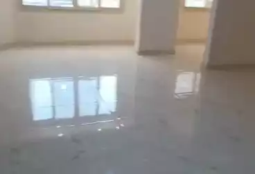 Apartments For sale - 3 rooms - floor 1