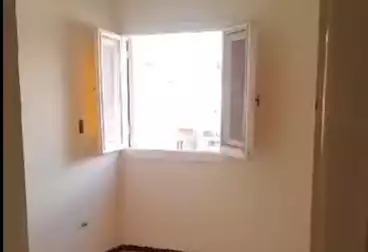 Apartments For sale - 3 rooms - floor 10