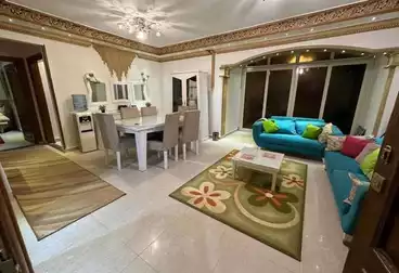 Furnished Apartment For rent - 3 rooms - floor 8