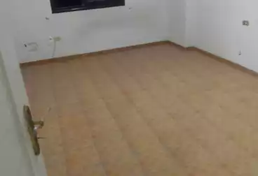 شقق للإيجار - 3 غرف - بالدور 4