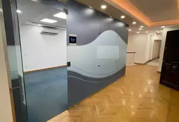 Offices For rent - 5 rooms - floor 0