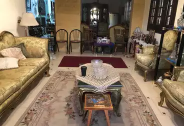 شقق للبيع - 3 غرف - بالدور 1