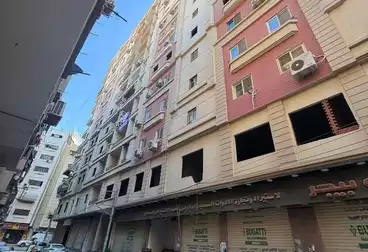 عقارات للبيع - 3 غرف - بالدور 11