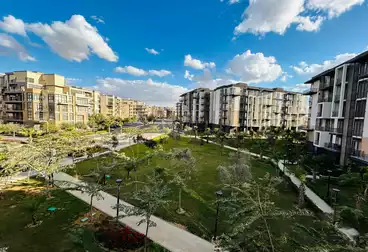 Apartments For sale - 3 rooms - floor 5