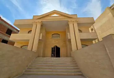 Villas For sale - 8 rooms