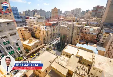 شقق للإيجار - 3 غرف - بالدور 11