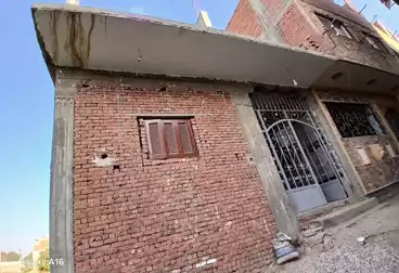 House / Home For sale - 3 rooms