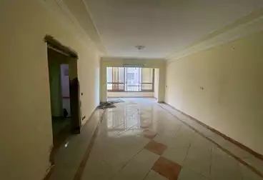 Apartments For sale - 2 rooms - floor 5