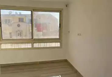 Apartments For sale - 2 rooms - floor 8