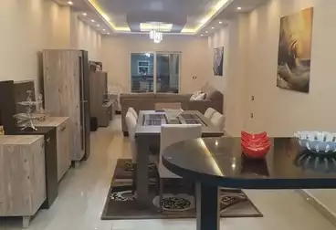 Furnished Apartment For sale - 3 rooms - floor 11