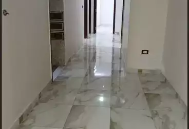 شقق للبيع - 3 غرف - بالدور 1