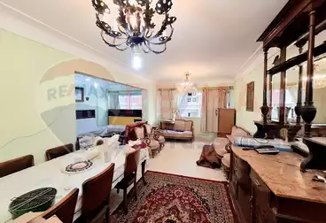 عقارات للبيع - 3 غرف - بالدور 5