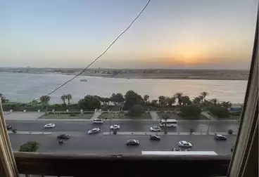 مكاتب للإيجار - 5 غرف - بالدور 10
