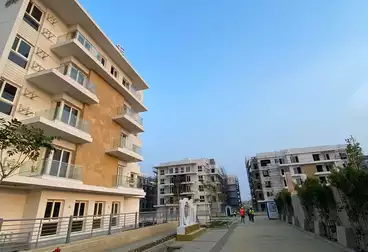 Apartments For sale - 3 rooms - floor 1