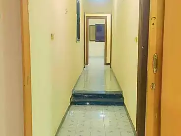 شقق للبيع - 3 غرف - بالدور 1