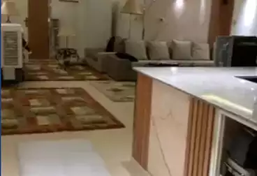 Furnished Apartment For sale - 4 rooms - floor 10