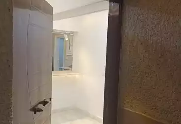 Apartments For sale - 2 rooms - floor 1