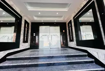 Apartments For sale - 3 rooms - floor 1