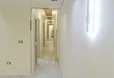 Apartments For sale - 3 rooms - floor 8