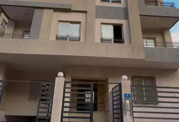 Apartments For sale - 3 rooms - floor 0