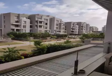 Apartments For sale - 3 rooms - floor 1