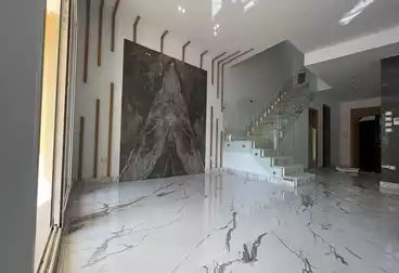 فلل للبيع - 4 غرف