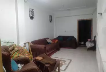 Building For sale - 4 rooms