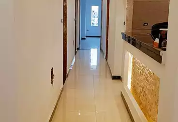 شقق للبيع - 4 غرف - بالدور 9