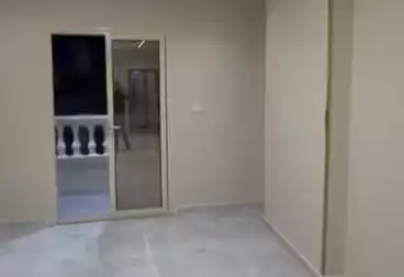 شقق للبيع - 3 غرف - بالدور 13