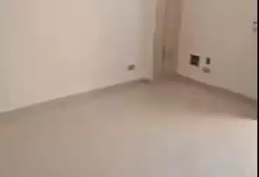 undefined undefined - 2 rooms - floor 9