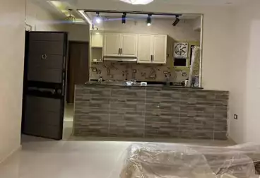 شقق للإيجار - 3 غرف - بالدور 0