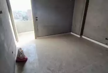 شقق للبيع - 3 غرف - بالدور 8