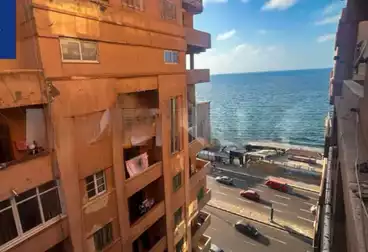 Apartments For sale - 3 rooms - floor 8