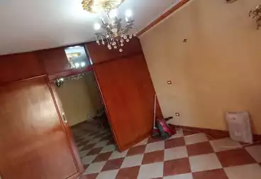 Apartments For rent - 3 rooms - floor 5