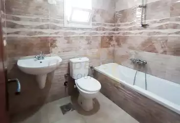 شقق للبيع - 3 غرف - بالدور 1