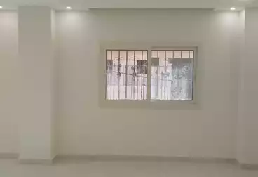 Apartments For sale - 3 rooms - floor 1