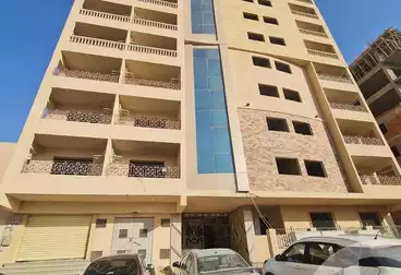 Apartments For sale - 3 rooms - floor 1